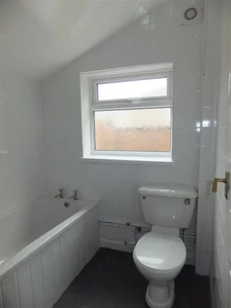 Image 3 - David Street, Grimsby, DN32 9LU, United Kingdom - House for rent