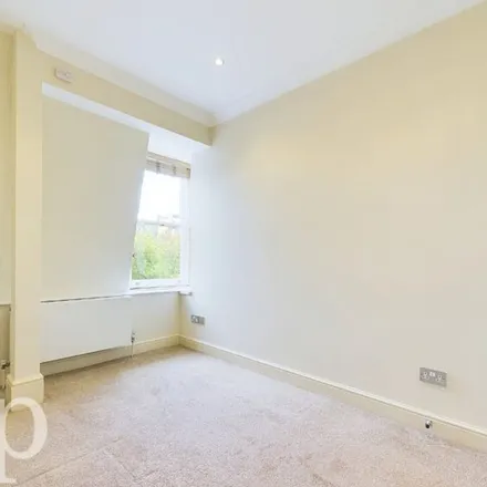 Image 5 - 122-142 Bedford Court Mansions, Adeline Place, London, WC1B 3AH, United Kingdom - Apartment for rent