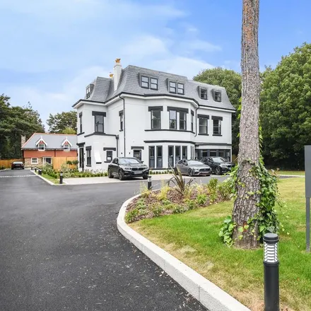 Rent this 2 bed apartment on 62 Christchurch Road in Bournemouth, BH1 3BN