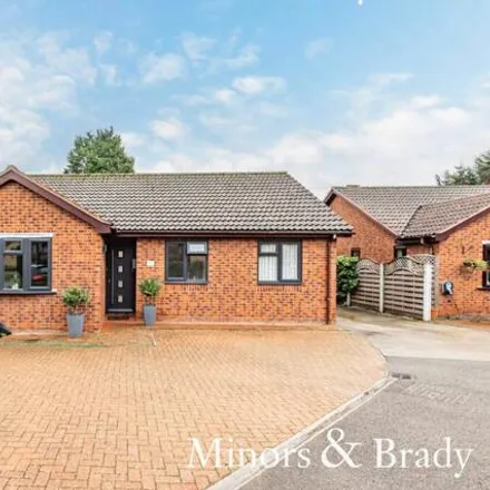 Buy this 3 bed house on Holden Close in Oulton Broad, NR32 3PX