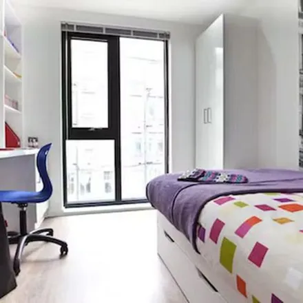 Rent this 1 bed apartment on 23 Montgomery Street in City of Edinburgh, EH7 5JA
