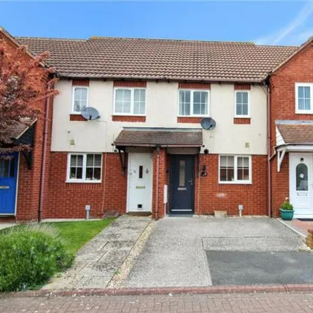 Buy this 2 bed townhouse on Greensand Close in Swindon, SN25 4FW