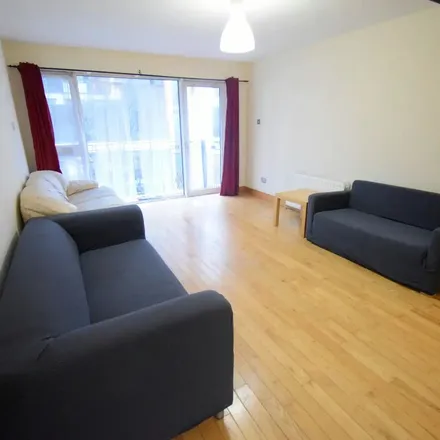 Rent this 3 bed apartment on Zen in Adelaide Street, Linen Quarter