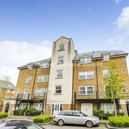 Image 3 - Wells View Drive, London, BR2 9TU, United Kingdom - Apartment for rent