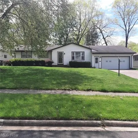 Buy this 3 bed house on 739 Forest-Ridge Drive in Boardman, OH 44512