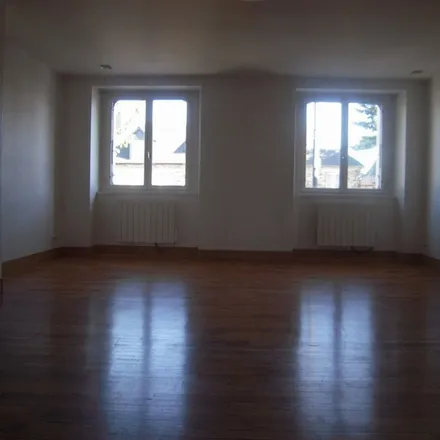 Rent this 4 bed apartment on unnamed road in 35380 Plélan-le-Grand, France
