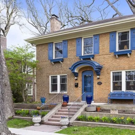 Buy this 4 bed house on 2515 Sherman Avenue in Evanston, IL 60201