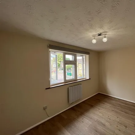 Image 5 - Luther King Close, London, E17 8RS, United Kingdom - Apartment for rent