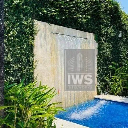 Buy this 6 bed house on Rua Sebastião Affonso Ferreira 54 in Barra da Tijuca, Rio de Janeiro - RJ