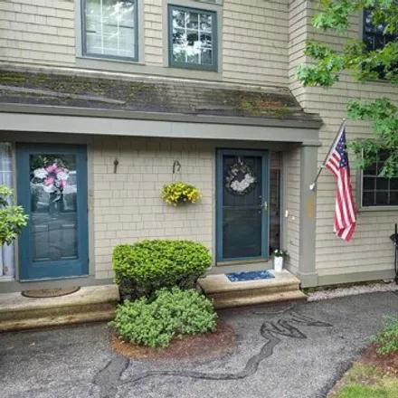 Buy this 3 bed townhouse on Sussex in Hooksett, NH 03106