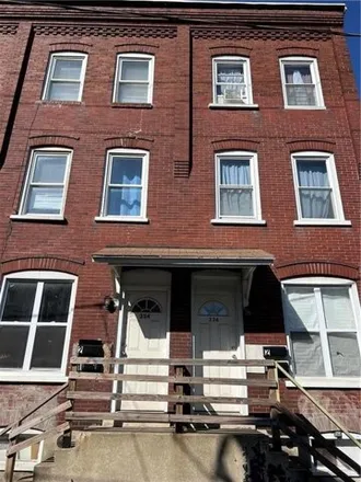 Buy this 1studio house on 526 Wayne Street in Allentown, PA 18102