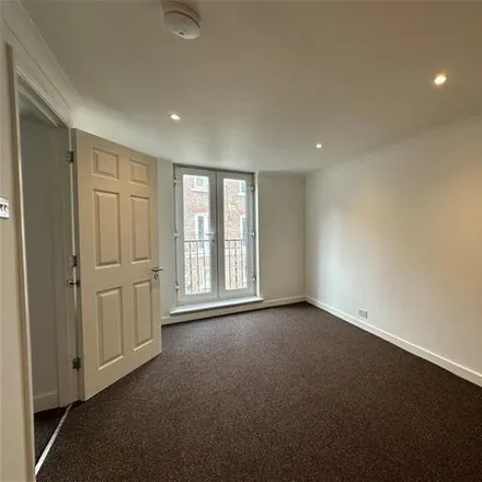 Image 5 - 7 Maple Mews, London, NW6 5UY, United Kingdom - House for rent