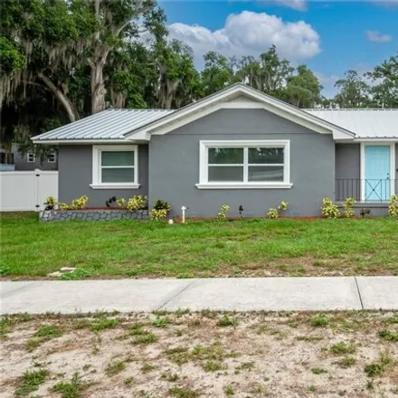 Buy this 3 bed house on 186 8th Street Southeast in Winter Haven, FL 33880