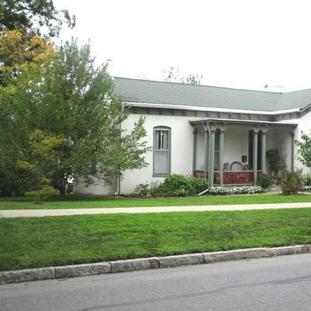Image 1 - 1009 6th Street, Boonville, MO 65233, USA - House for sale