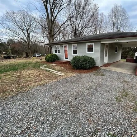 Rent this 2 bed house on 516 Willow Creek Road in Forsyth County, NC 27284