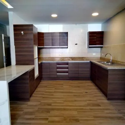 Image 2 - Colegio Adventista Ciudad de Quito, Santa Lucia, 170303, Quito, Ecuador - Apartment for sale