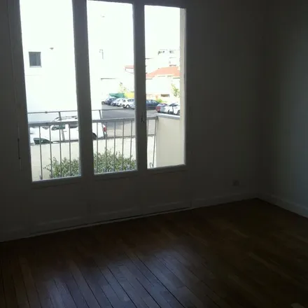 Image 2 - 39 Rue Seignemartin, 69008 Lyon, France - Apartment for rent