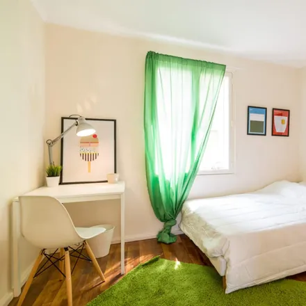 Rent this 3 bed room on 14 Rue Docteur Rebatel in 69003 Lyon, France