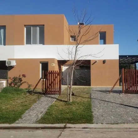 Buy this 4 bed house on Fitz Roy in Partido de Tigre, Dique Luján