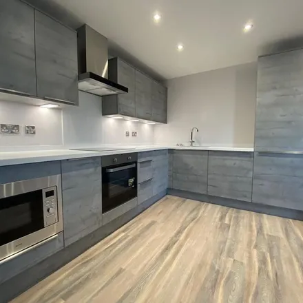 Rent this 3 bed apartment on The Mailbox in New Street Station Subway to Sorting Office, Attwood Green