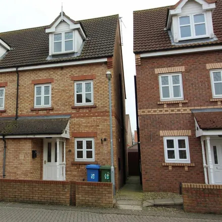 Rent this 3 bed house on Scotchburn Garth in Driffield, YO25 6SF