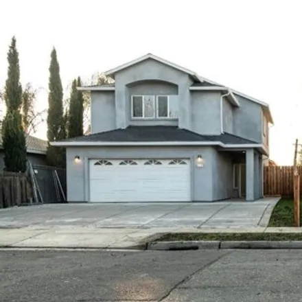 Buy this 4 bed house on 636 East 9th Street in Stockton, CA 95206