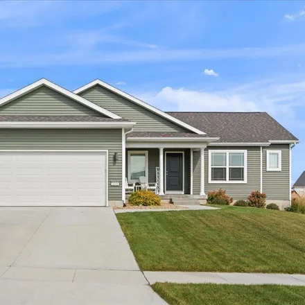 Buy this 4 bed house on 1521 Audubon Drive in Waterloo, IA 50701