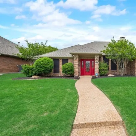 Buy this 3 bed house on 2031 Sako Drive in Plano, TX 75023