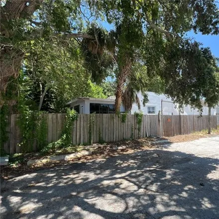 Image 7 - 1140 Ne Cleveland St, Clearwater, Florida, 33755 - House for sale