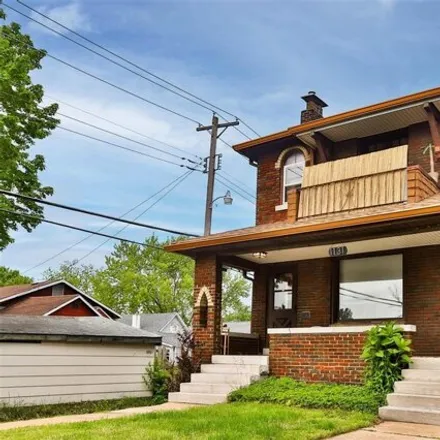 Image 2 - 1199 Central Avenue, St. Louis, MO 63139, USA - House for sale