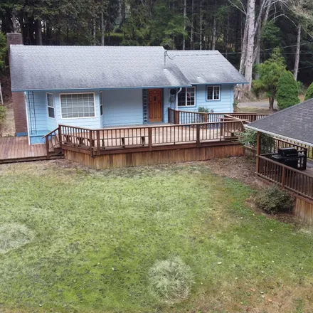 Buy this 4 bed house on 17951 Haven Acres Road in Clatskanie, OR 97016