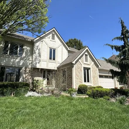 Buy this 4 bed house on 2242 Concord Village Drive in Upper Arlington, OH 43220