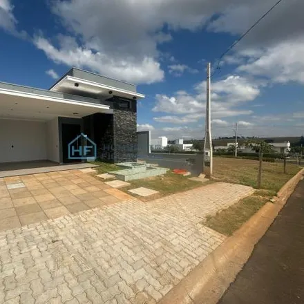 Buy this 3 bed house on Rua Ettore Berti in Condomínio Village Damha III, Araraquara - SP
