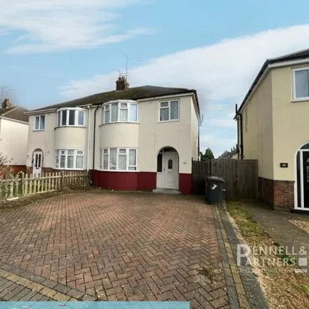 Buy this 3 bed duplex on Southfields Drive in Peterborough, PE2 8QA