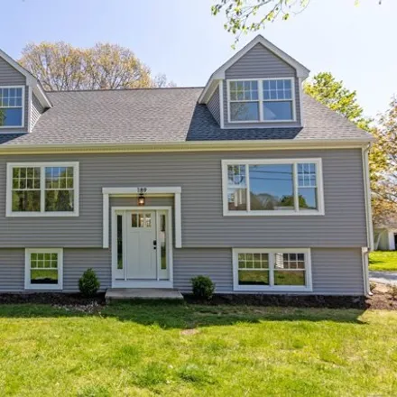 Buy this 5 bed house on 189 Liberty Street in Pawcatuck, Stonington
