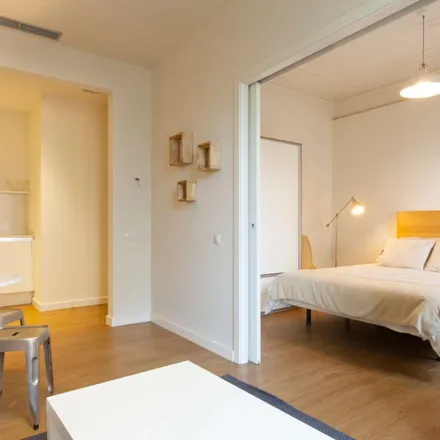 Image 9 - Carrer de Villarroel, 3, 08011 Barcelona, Spain - Apartment for rent