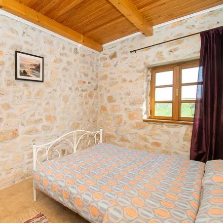 Rent this 2 bed house on Lišane Tinjske in 23423 Grad Benkovac, Croatia