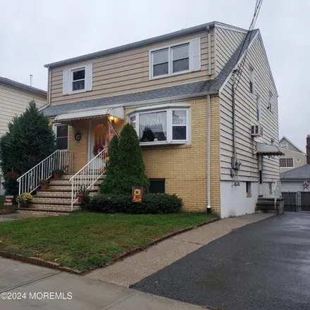 Rent this 2 bed house on 80 Beech Street in Kearny, NJ 07032