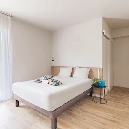 Rent this studio apartment on 7 Rue Pierre-Joseph Colin in 35000 Rennes, France