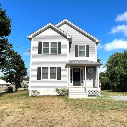 Buy this 3 bed house on 392 Forest Avenue in Middletown, RI 02842