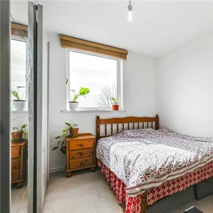 Image 5 - 3 Ranmere Street, London, SW12 9QQ, United Kingdom - Apartment for sale