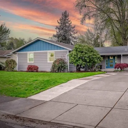 Buy this 3 bed house on 3012 Takena Street Southwest in Albany, OR 97321