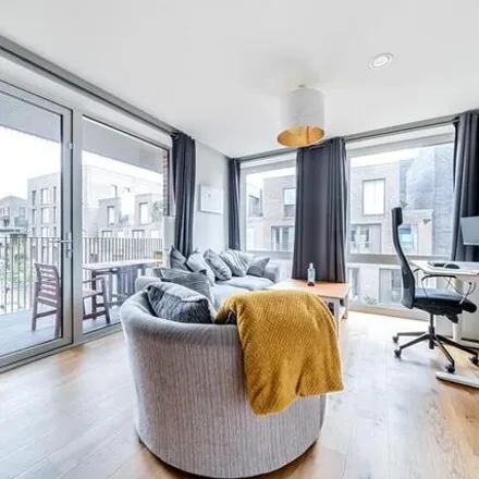 Image 2 - unnamed road, London, TW8 8FS, United Kingdom - Apartment for sale