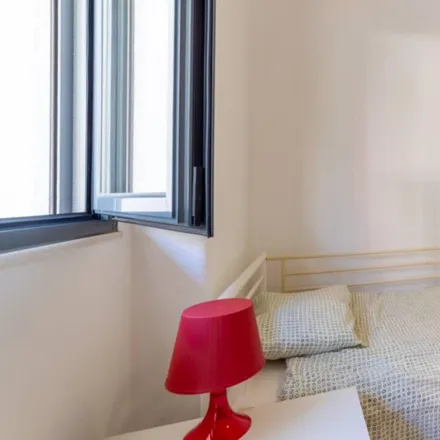 Rent this 32 bed room on LA WASH in Avenida João Crisóstomo 67, 1050-053 Lisbon