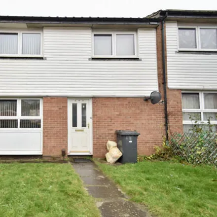 Buy this 3 bed townhouse on Humphries Close in Leicester, LE5 4LU