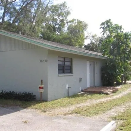 Image 2 - 3814 Washington Avenue, Fort Myers, FL 33916, USA - House for rent