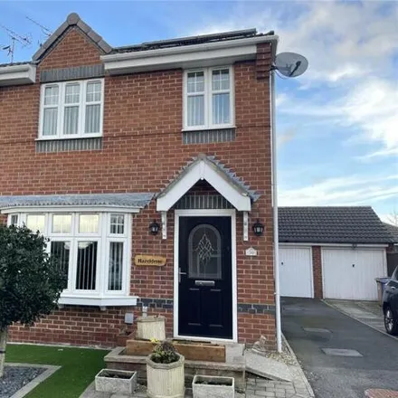 Buy this 3 bed house on Longleat Avenue in Sewerby, YO16 6GE
