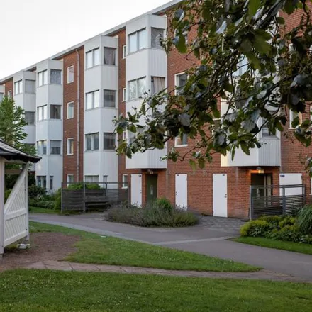 Rent this 3 bed apartment on Rimfrostgatan 93 in 401 21 Gothenburg, Sweden