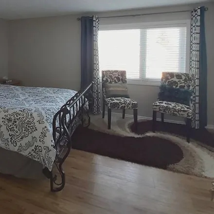 Rent this 3 bed house on Castleridge in Calgary, AB T3J 2A7