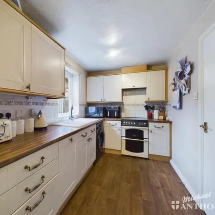 Image 4 - Sandhill Way, Fairford Leys, HP19 8GT, United Kingdom - House for sale